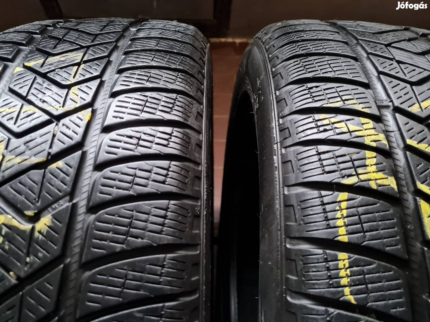 235/55 R18 téligumi