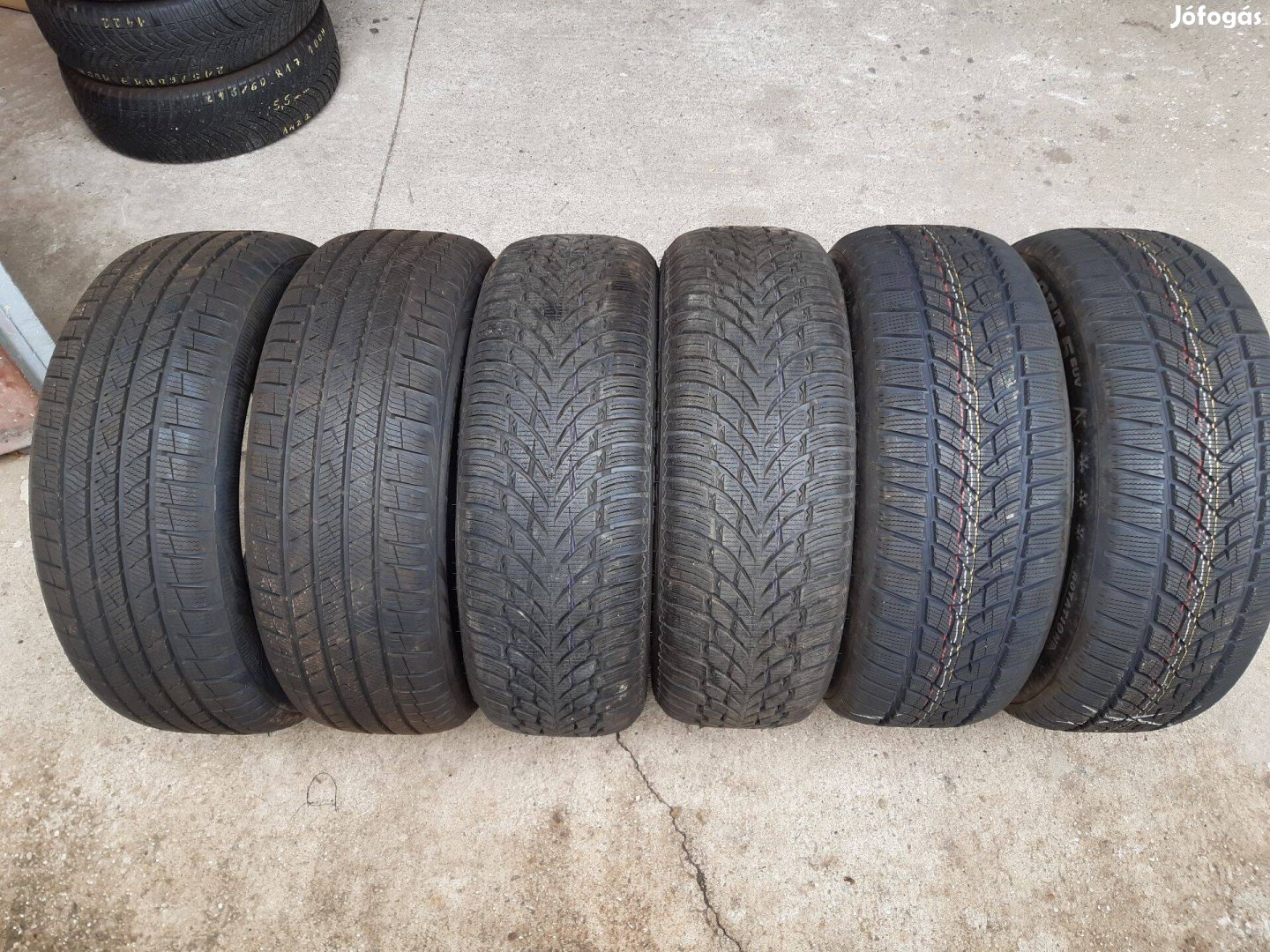 235/55 R19 - téligumik