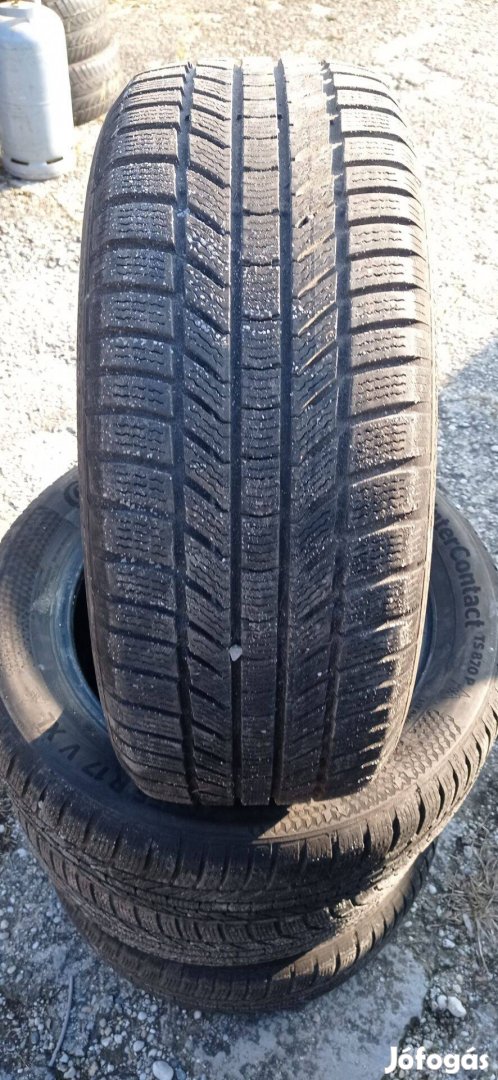 235/55 r17 3éves 80%os 4db Continental téli gumi eladó