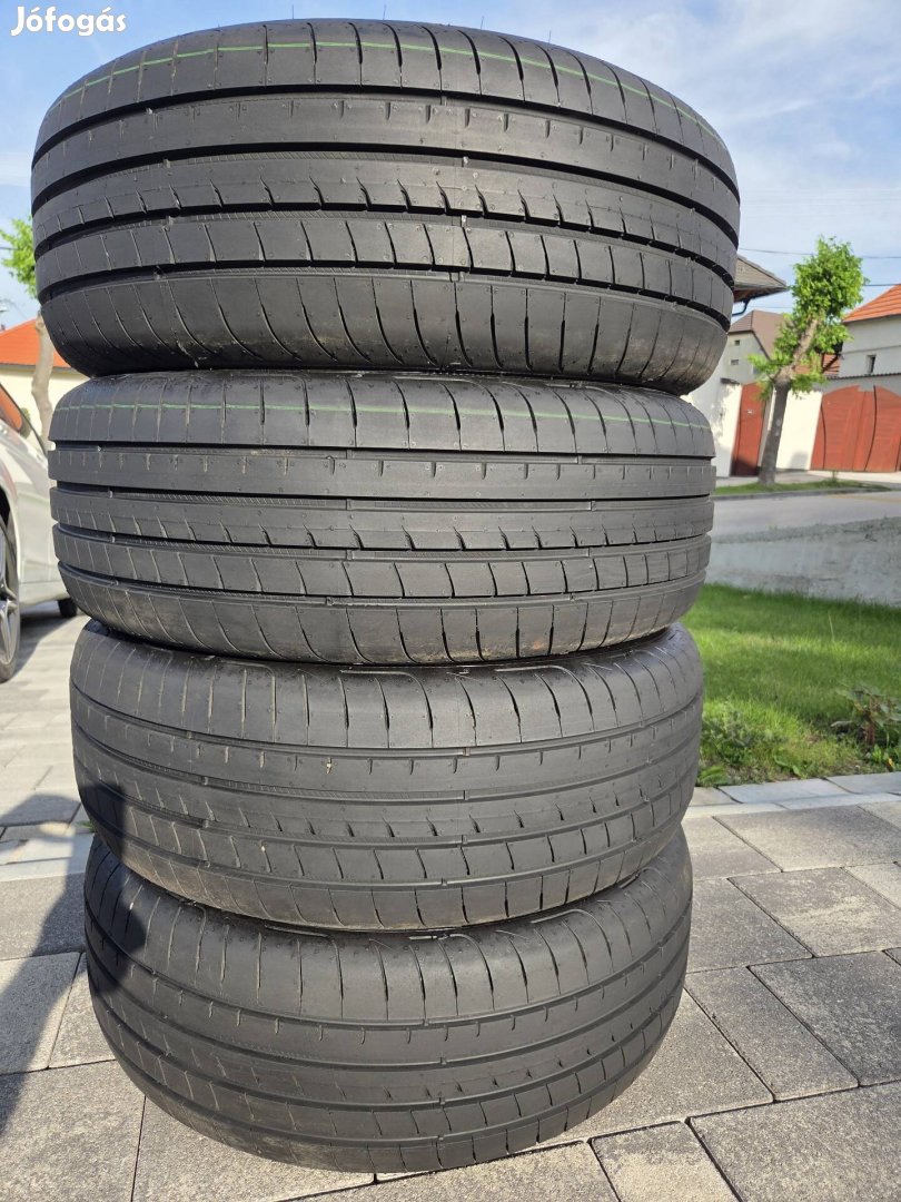 235/55 r17 Goodyear nyári gumik 