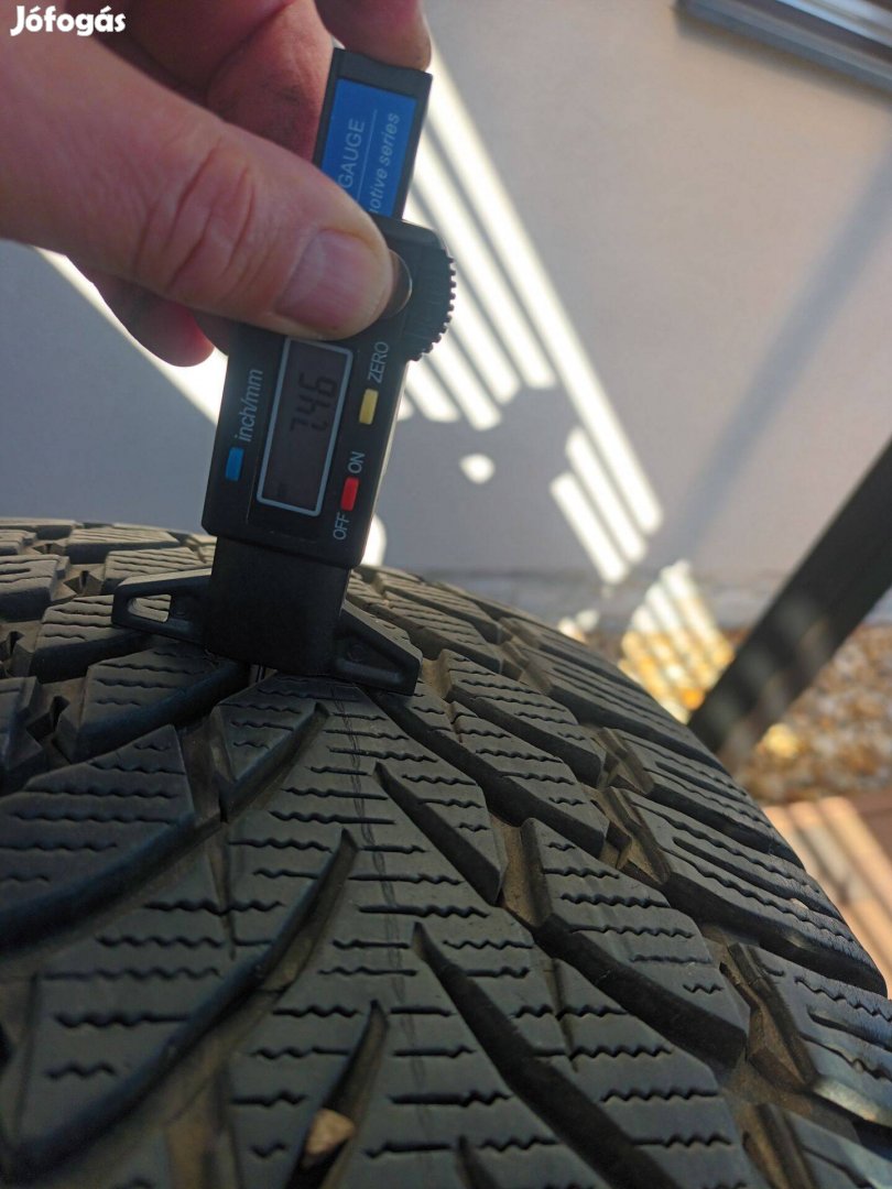 235/55 r18 Nokian WR SUV 4 teligumi garnitúra