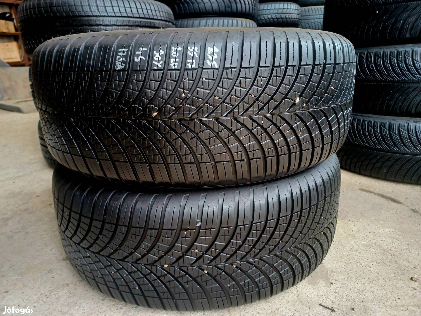 235/55r17 235/55 r17 4évszakos 2db 