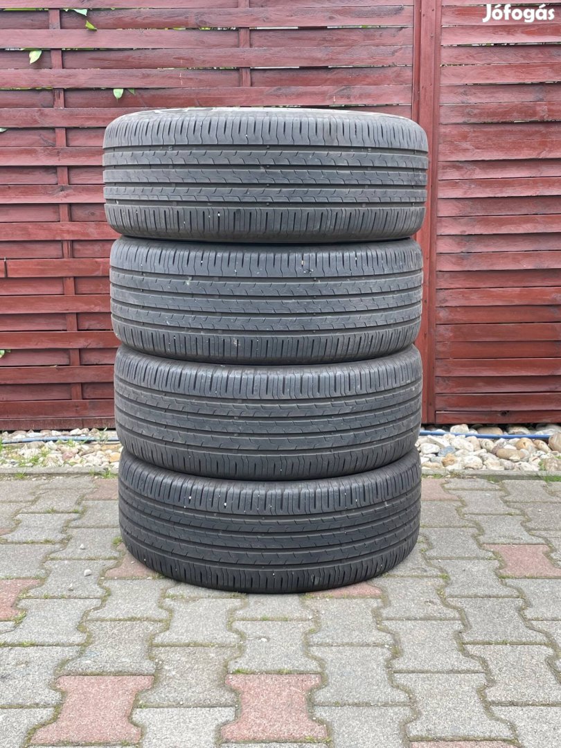 235/55r18 Continental