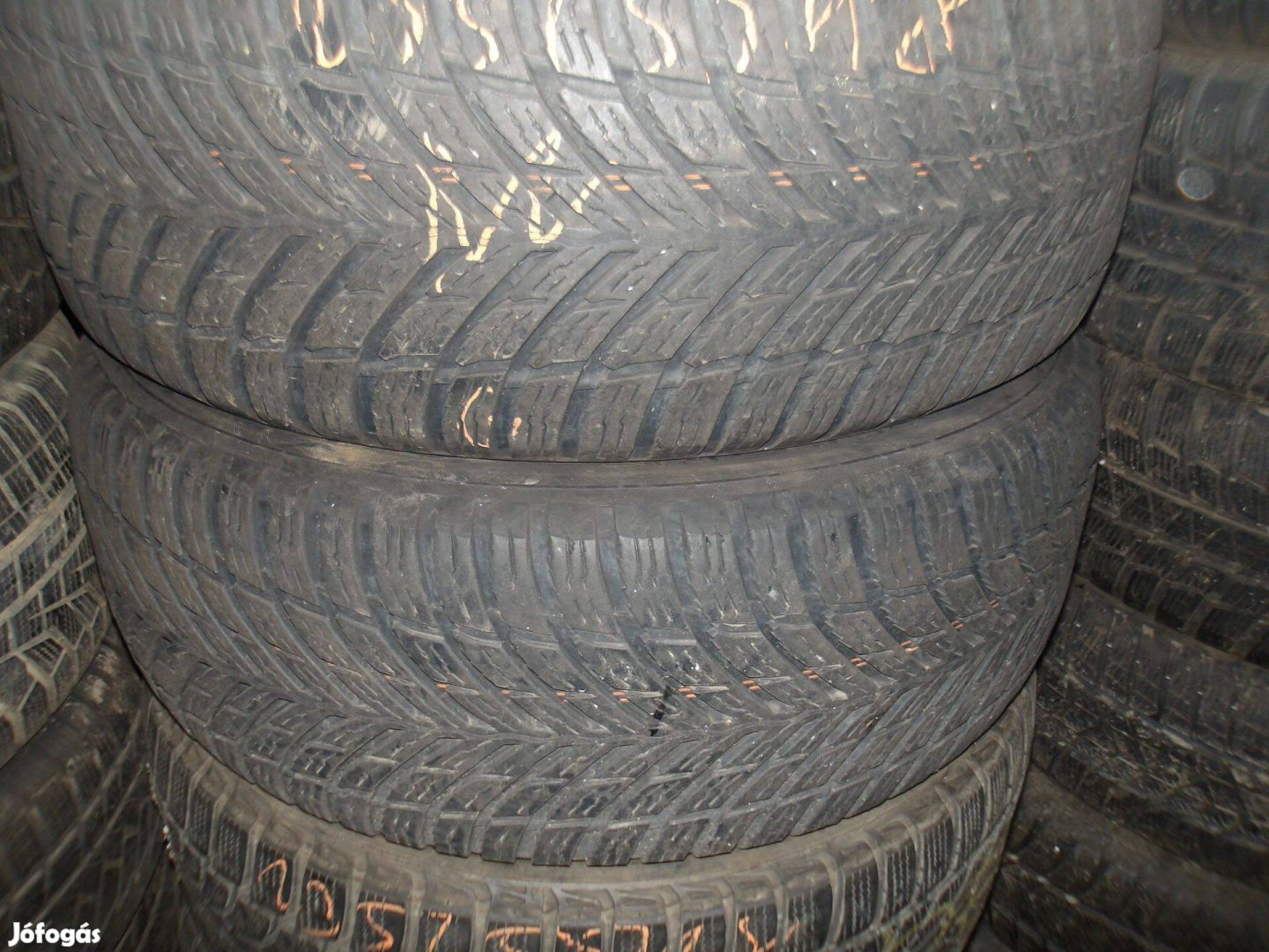 235/55r18 Kumho téli gumi ajándék szereléssel