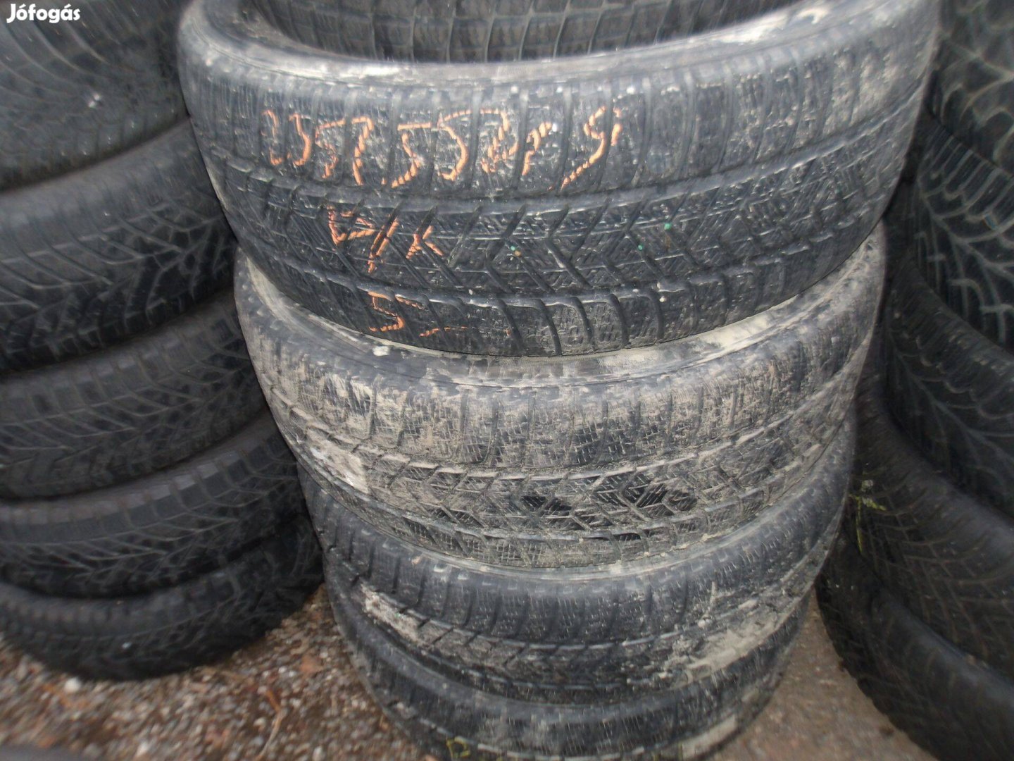 235/55r19 Pirelli téli gumi ajándék szereléssel