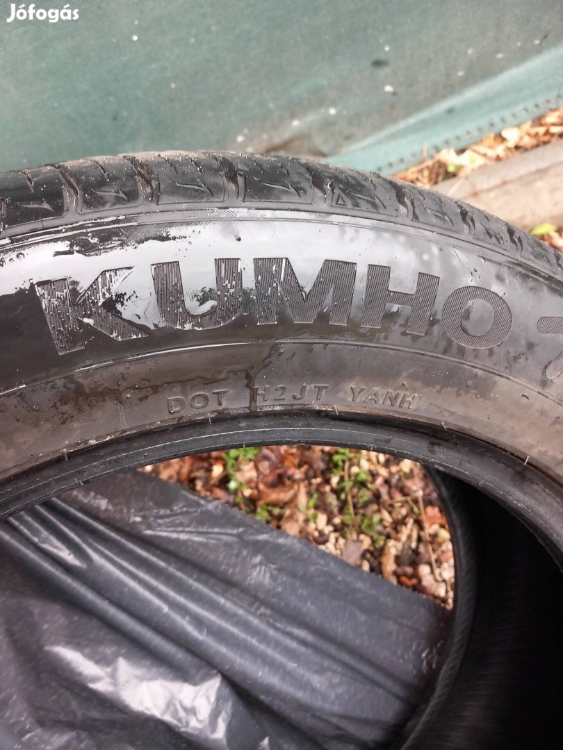 235/55x19 kumho