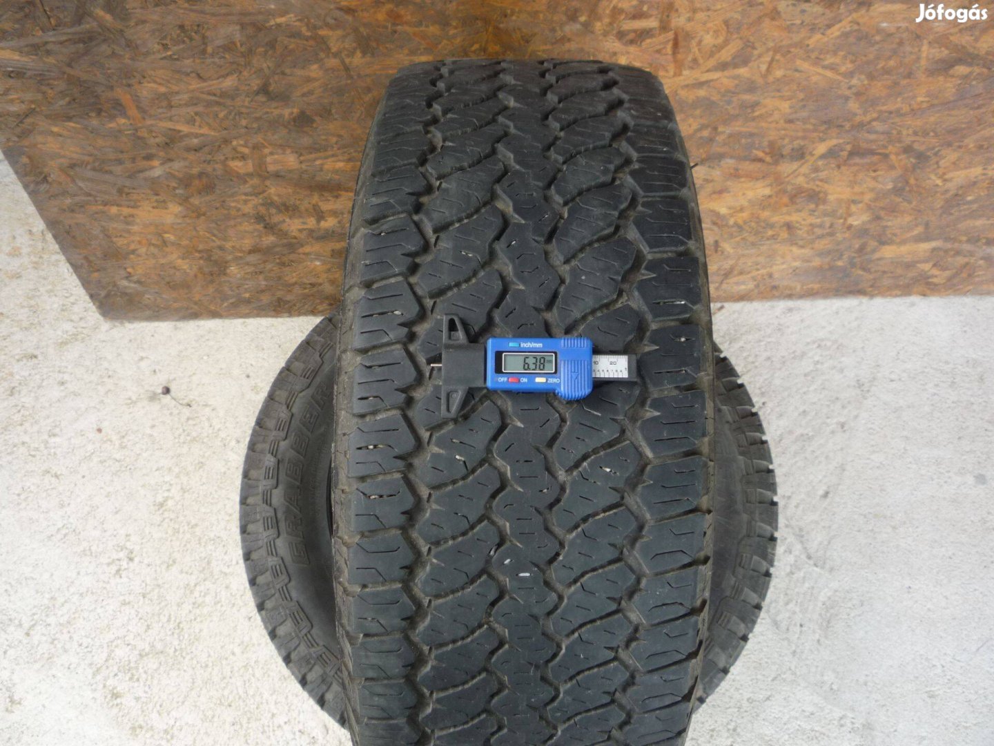 235/60R16 General félterep gumi 2db olcsón eladó!