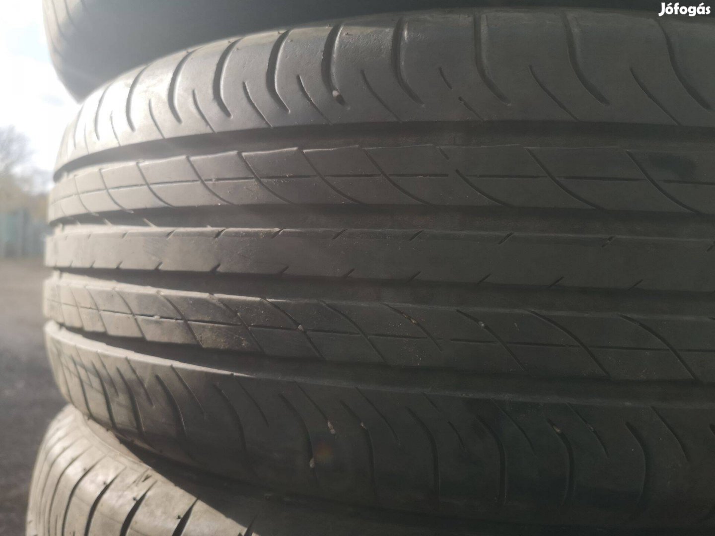 235/60R18 Dunlop nyárigumik eladók