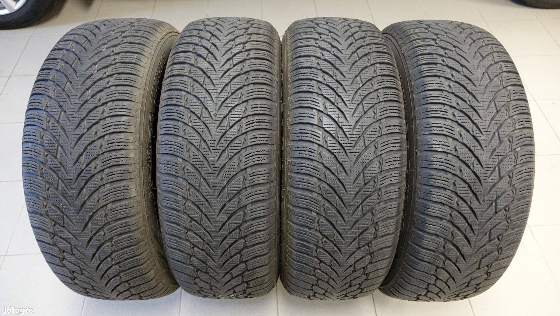 235/60 R18 107V XL Nokian WR SUV 4 téli gumi garnitúra