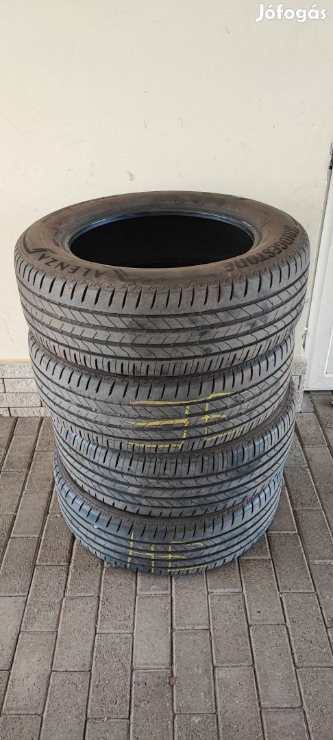 235/60 R18 Bridgestone Alenza nyári gumi 