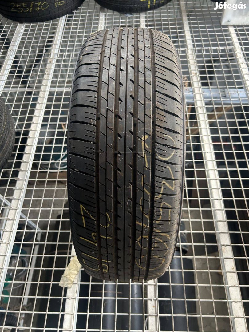 235 60 R18 Bridgestone DOT19