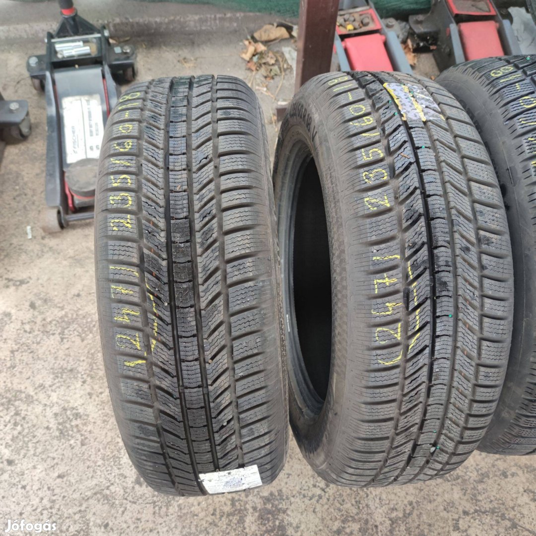235/60 R18 Continental téli gumi 40000ft a 2db/247/