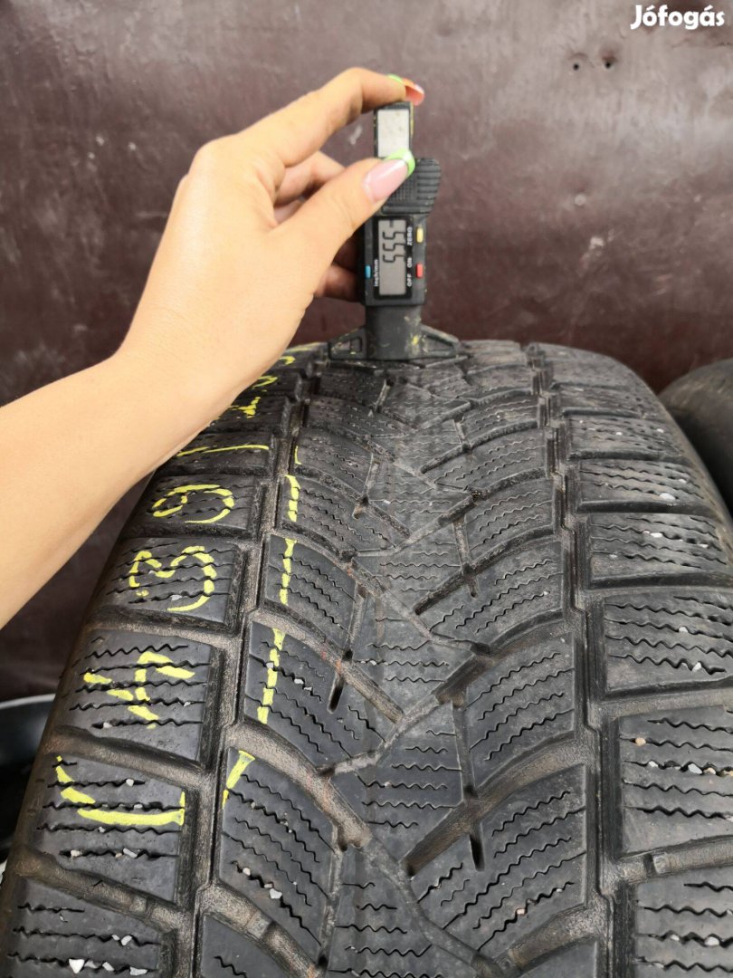 235/60 R18 Dunlop téli gumi 12000ft a 2db/439/