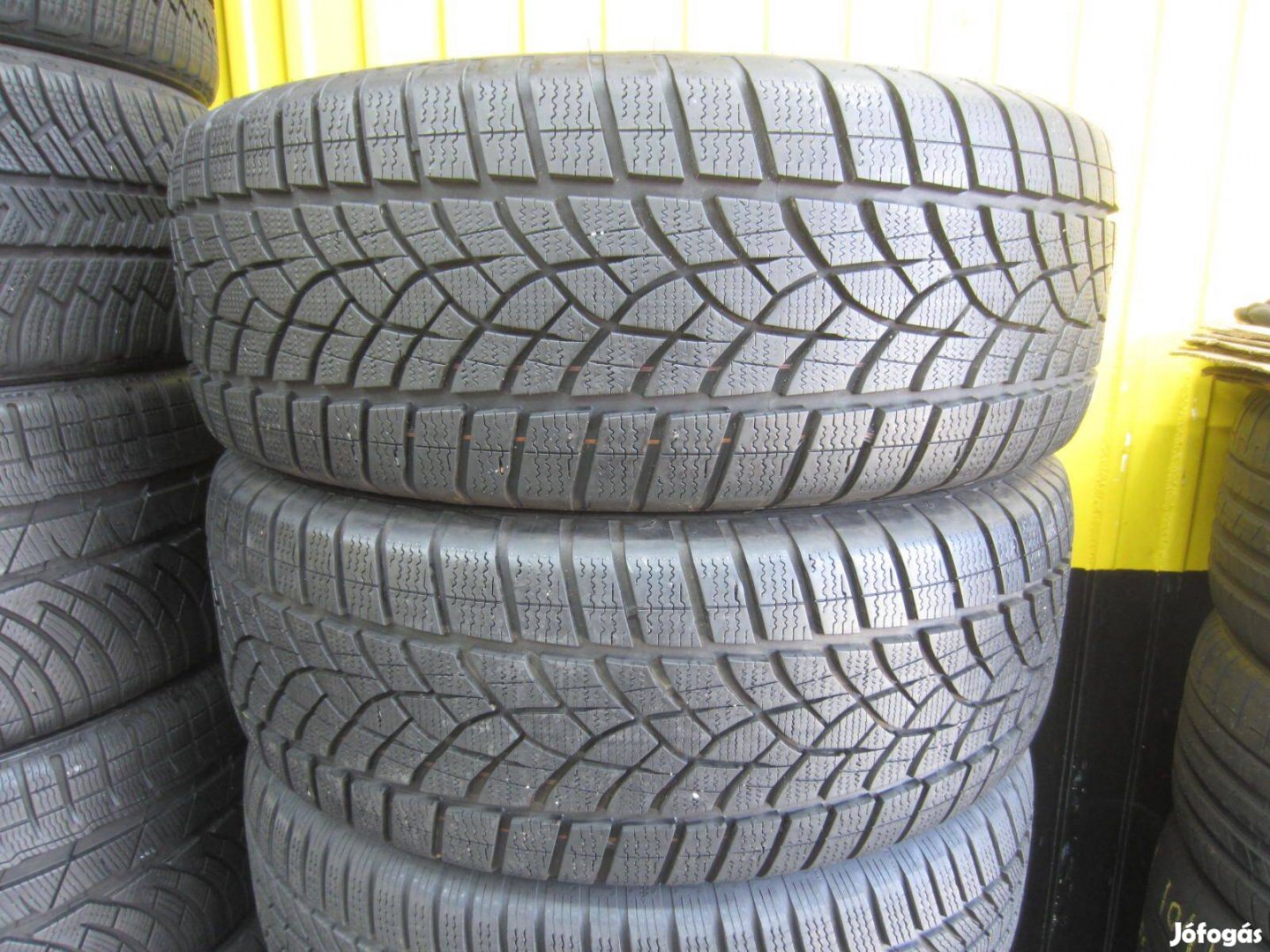 235/60 R18 Goodyear UG Performance+ 103H