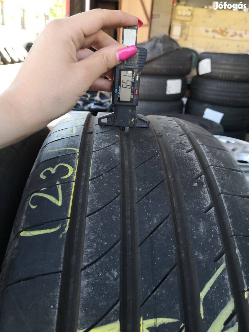 235/60 R18 Goodyear nyári gumi 42000ft a 2db /23/
