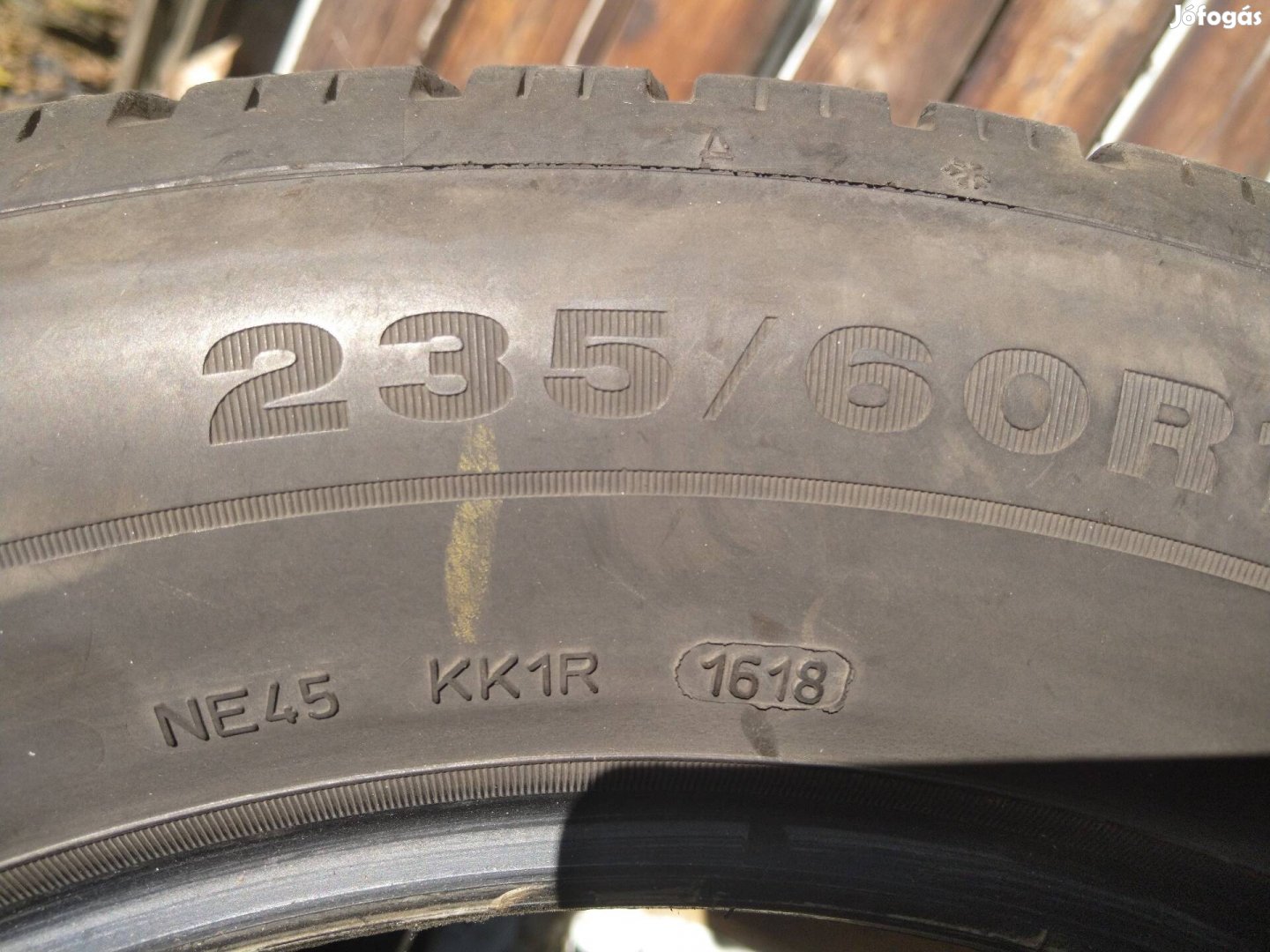 235/60 R18 téli gumi 