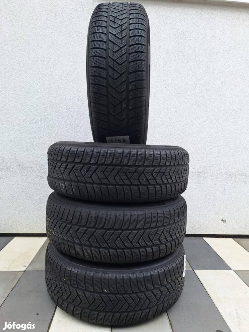 235/60 r18 Pirelli Scorpion téligumi DOT3821