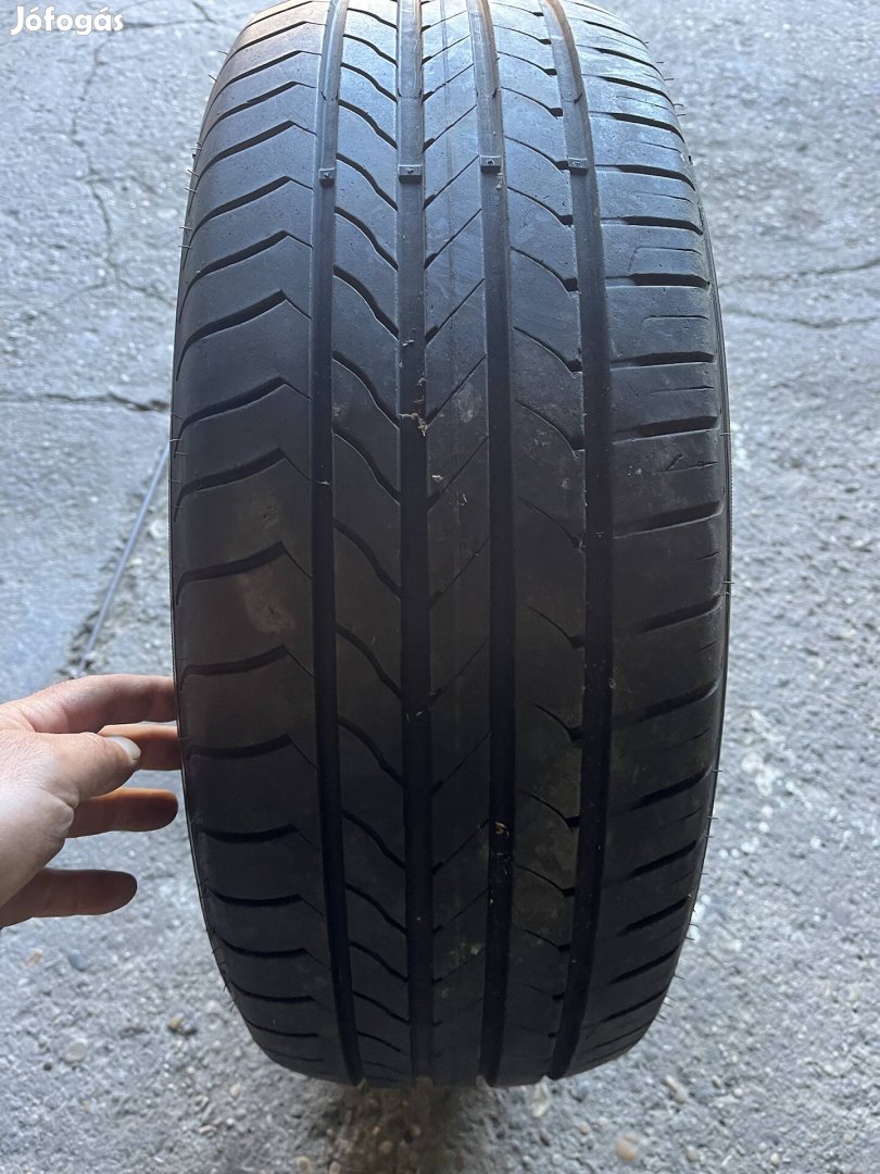 235/60r17 Goodyear 235/60/17