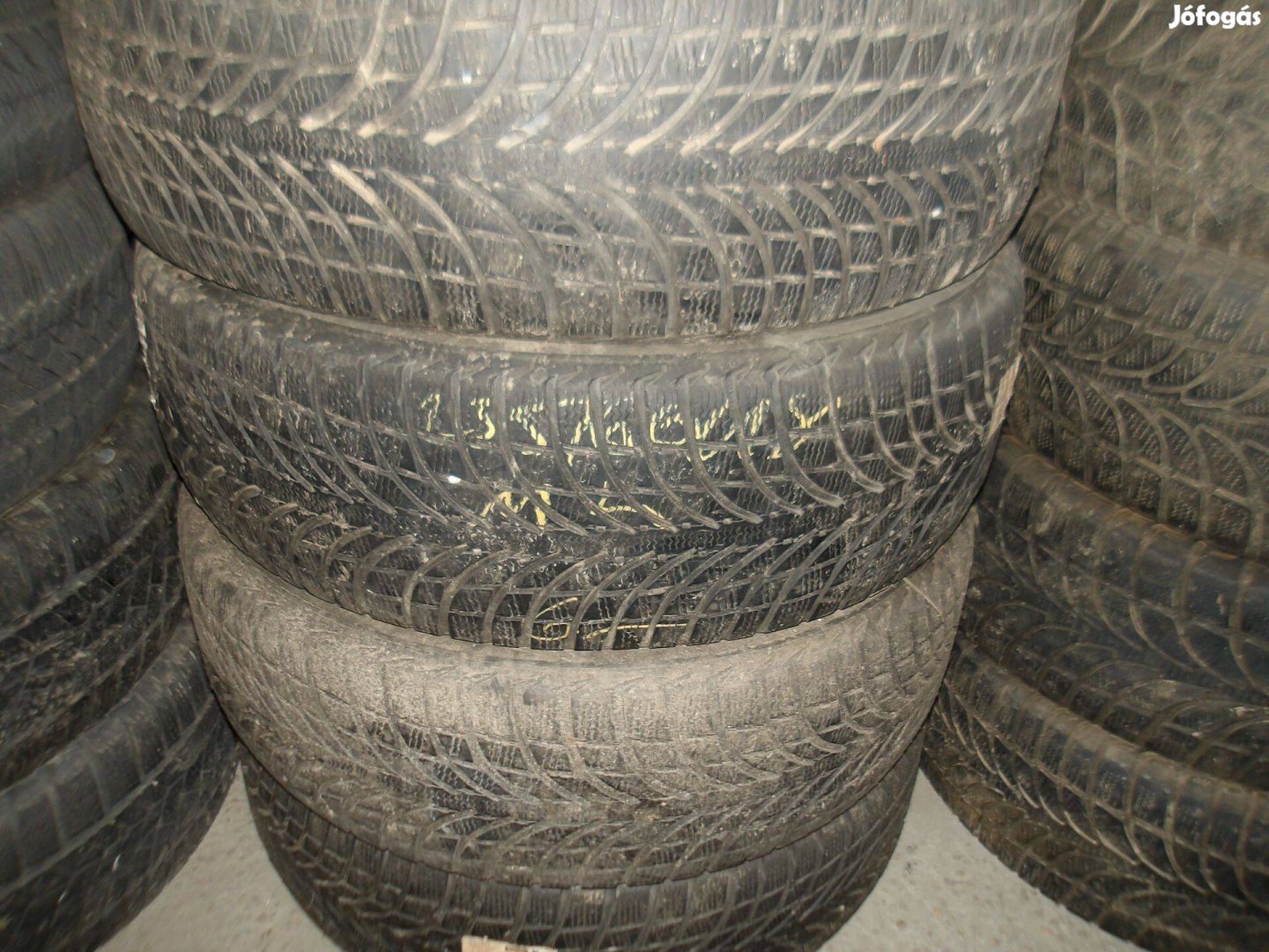 235/60r18 Michelin téli gumi ajándék szereléssel