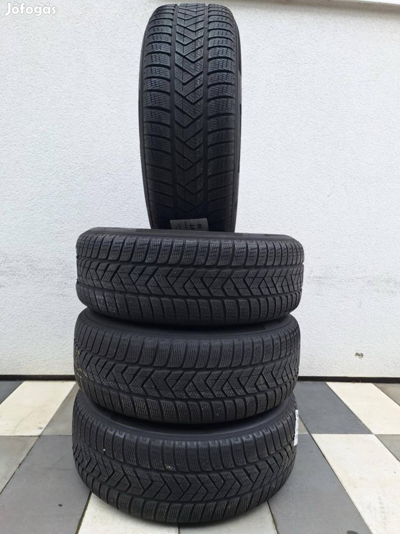 235/60r18 Pirelli Scorpion téligumi DOT3821