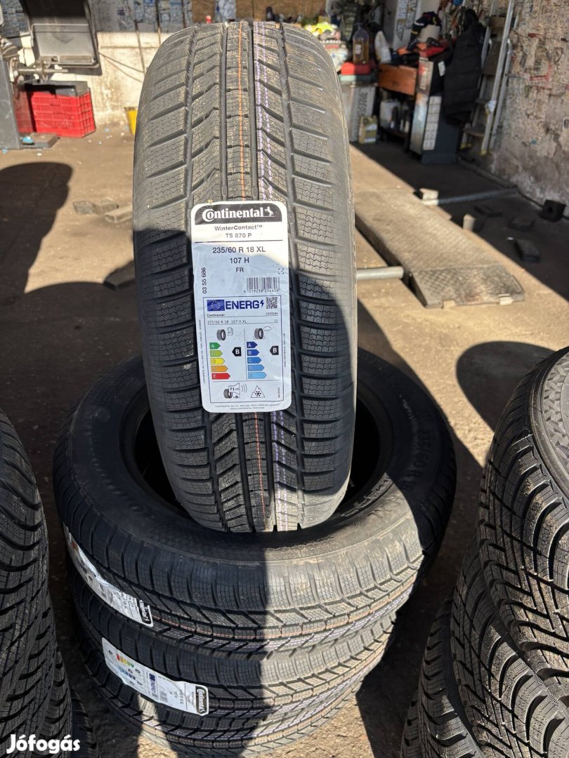 235/60r18 Új continental téli gumik.