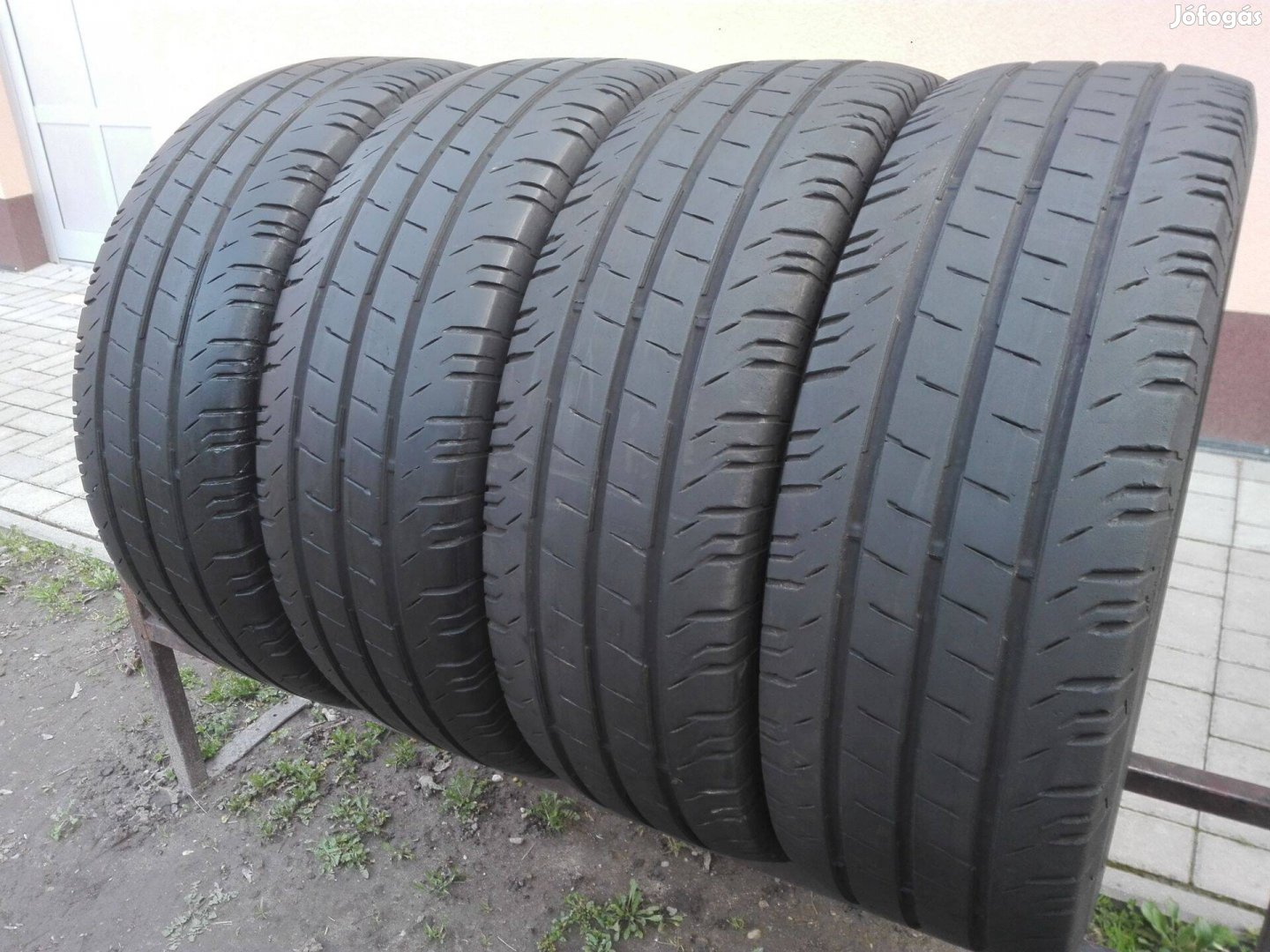 235/65R16C Continental nyári gumi garnitúra 235/65 r16c