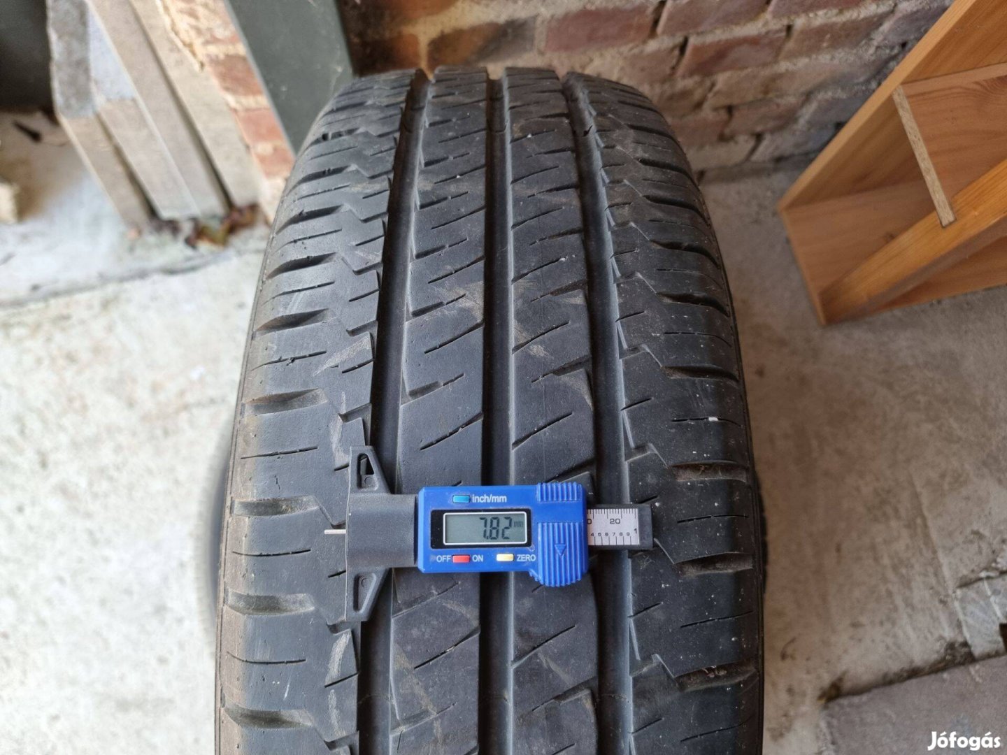 235/65R16C Hankook gumi 2db nagyon jó állapotban eladó!