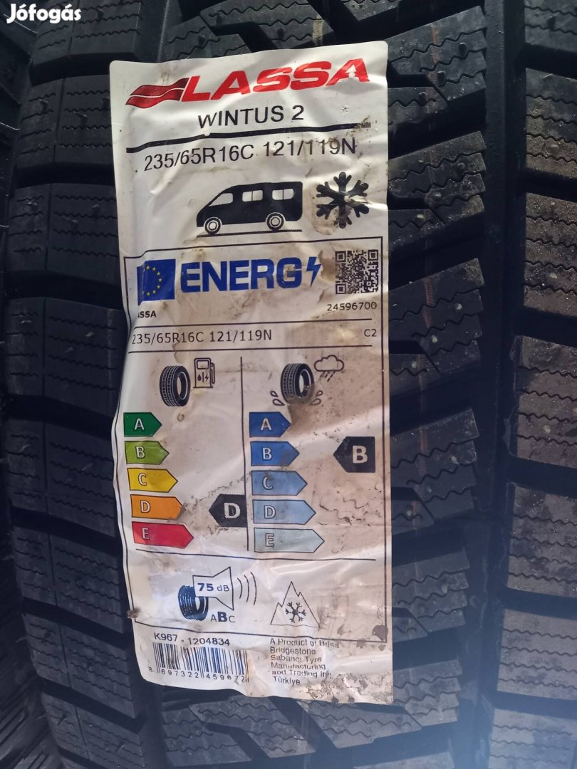 235/65R16C Új  Lassa téligumik