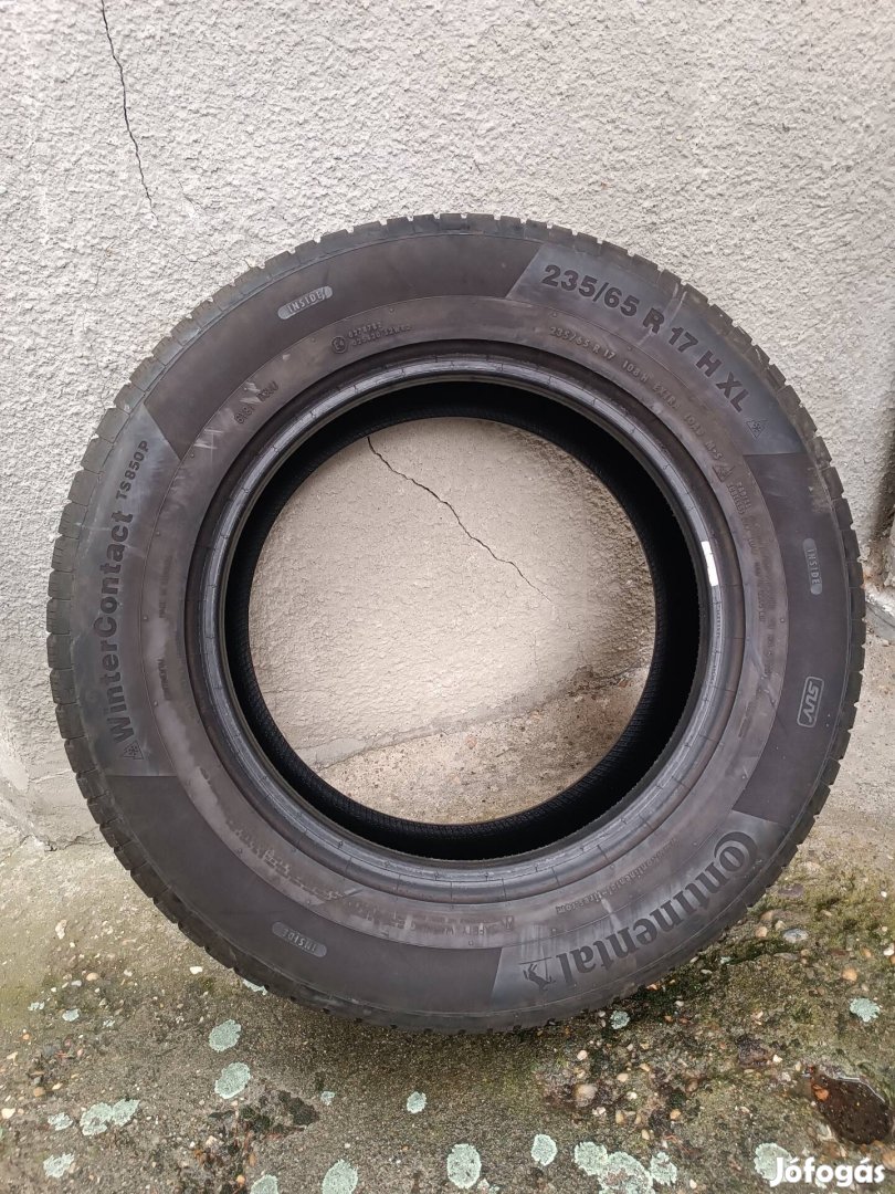 235/65R17 Continental téli gumi