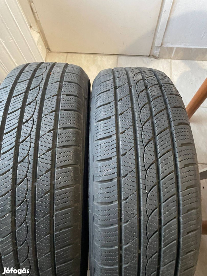 235/65R17 Méretű 2db gumi eladó