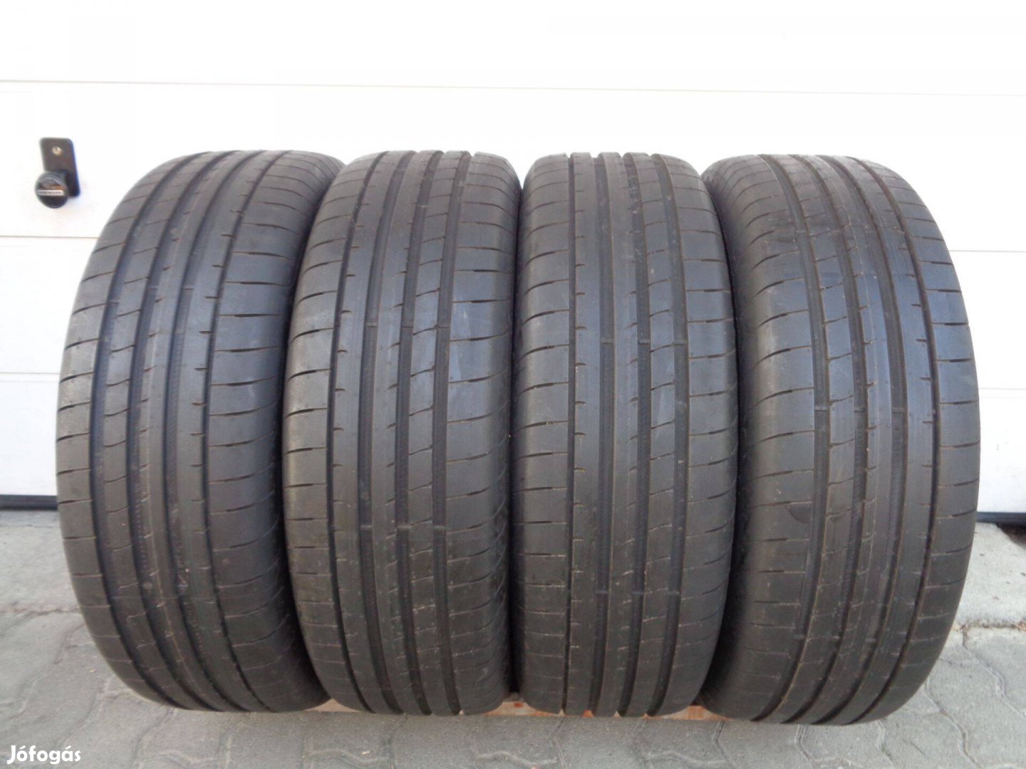 235/65R18 Goodyear új nyári gumi garnitúra, eladó