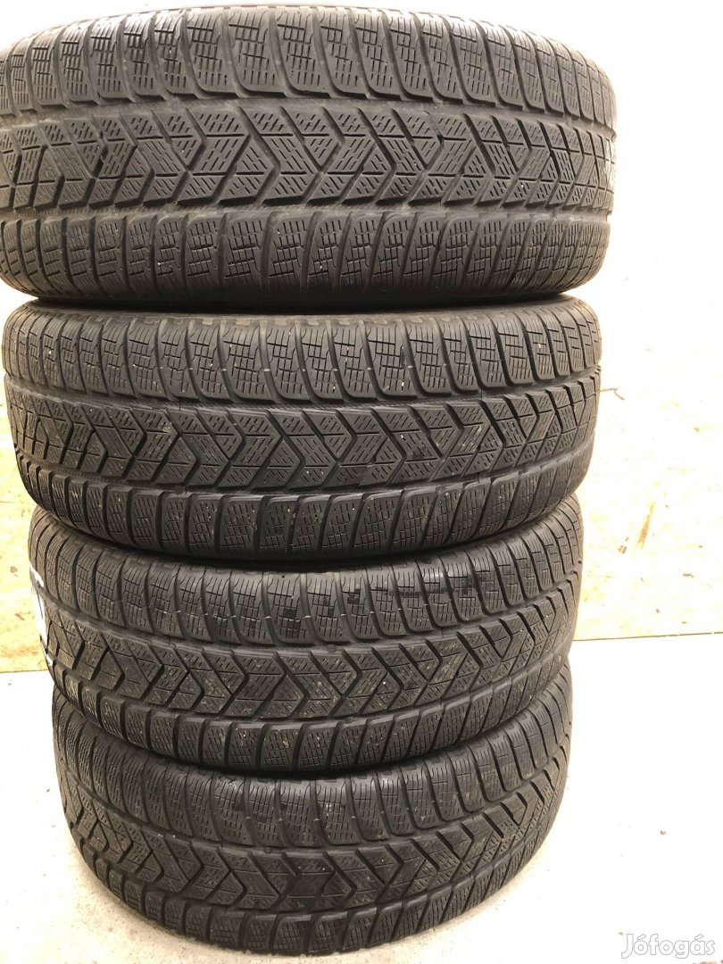 235/65/17 téli gumi Pirelli Suv, jó állapot