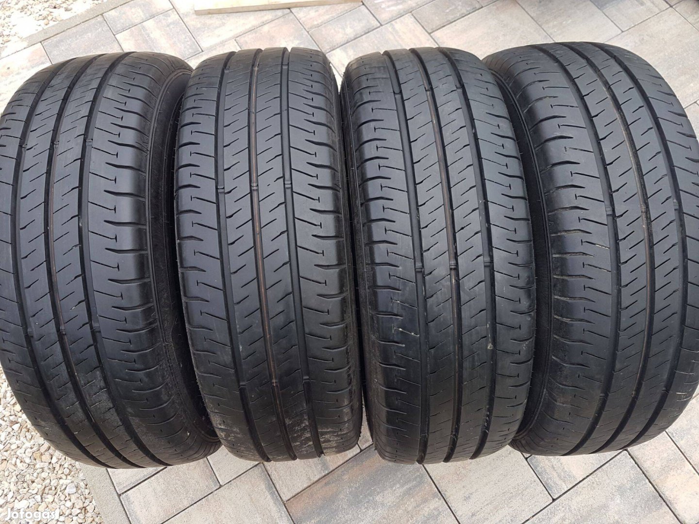 235/65 R16C nyári gumi 4db Falken DOT2023 újszerű