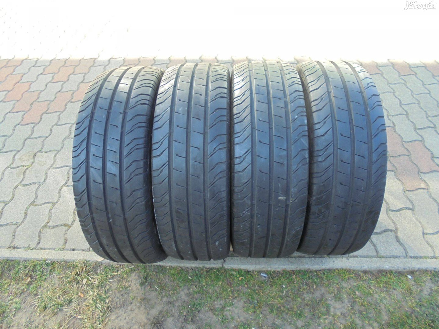 235/65 R16"C újszerű Continental TGK nyári gumi eladó