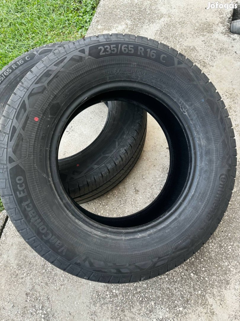 235/65 r16C 115R Continental