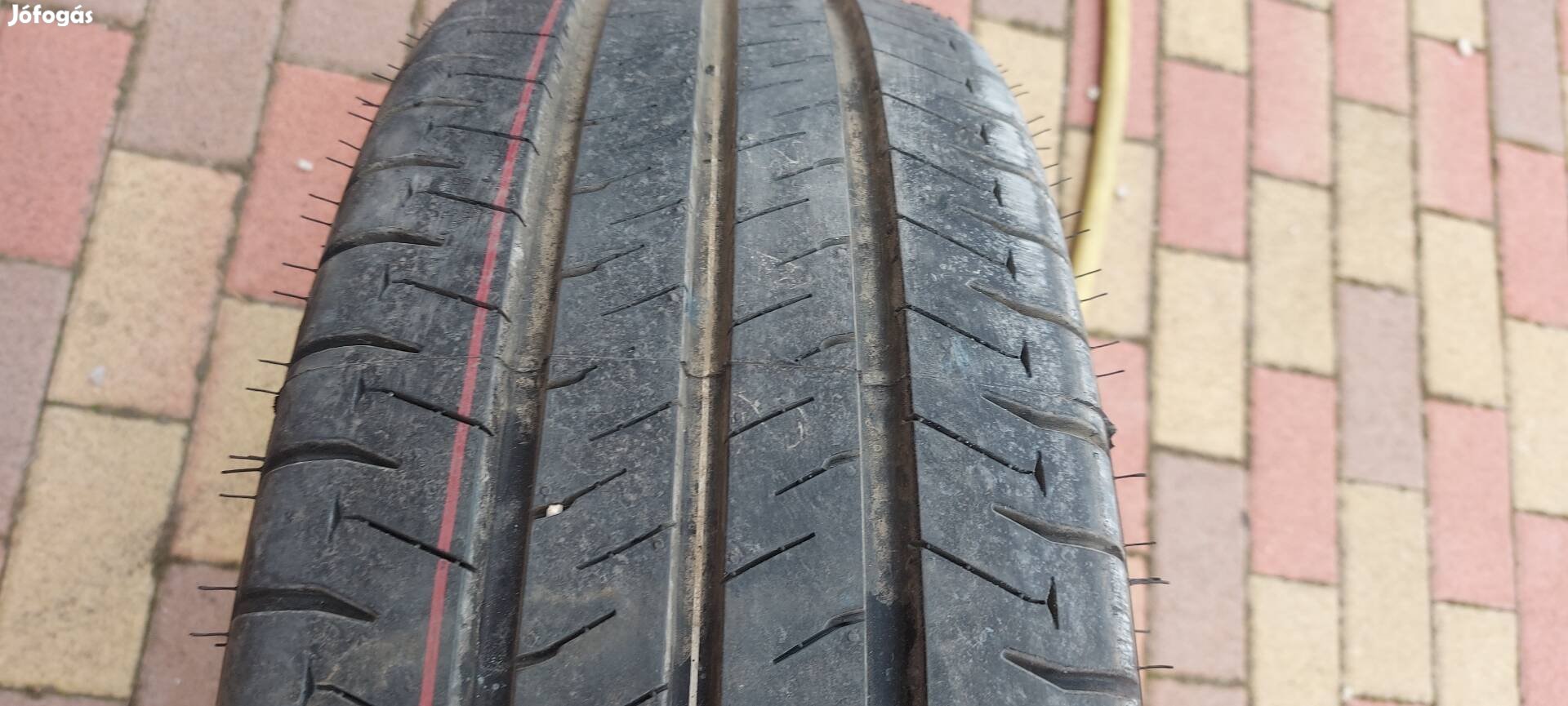 235/65r16C Falken új nyari garnitúra