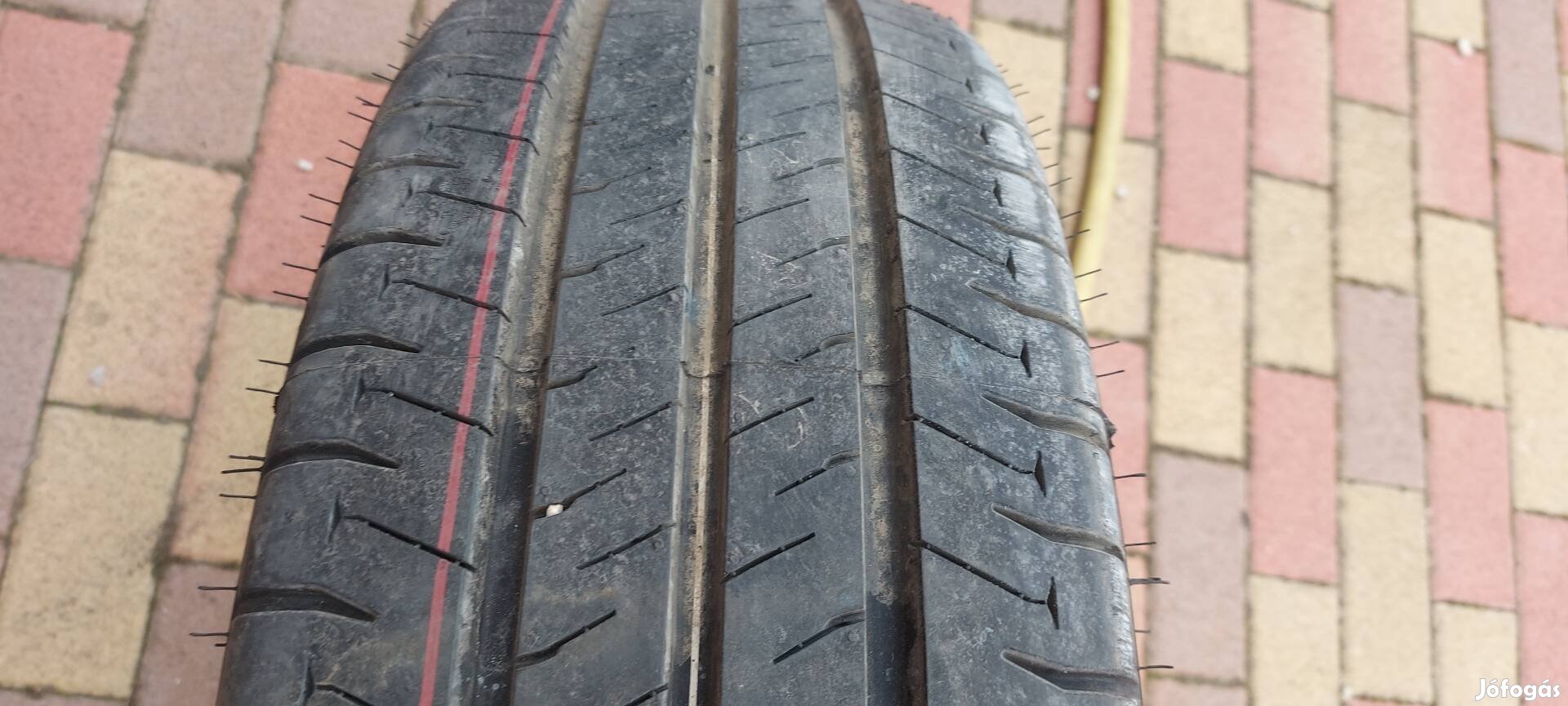 235/65r16C Falken új nyari garnitúra.