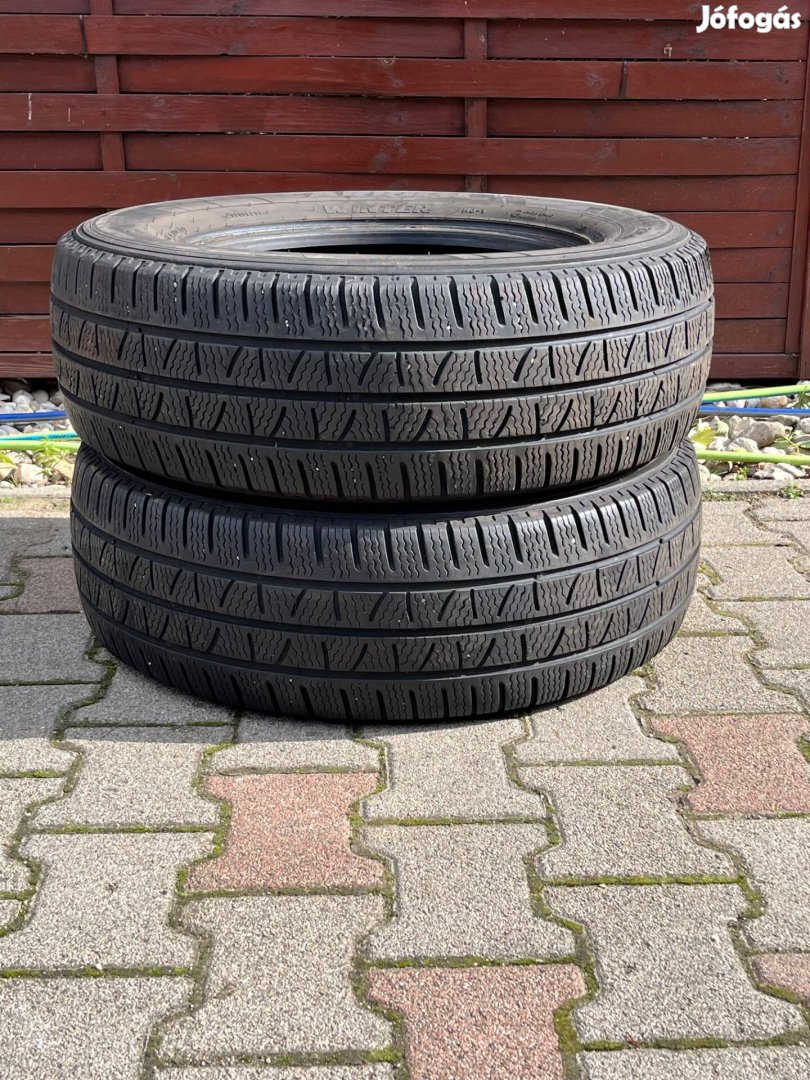 235/65r16C Pirelli