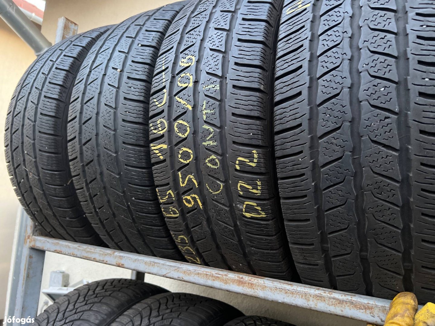 235/65r16 C Continental téli gumi