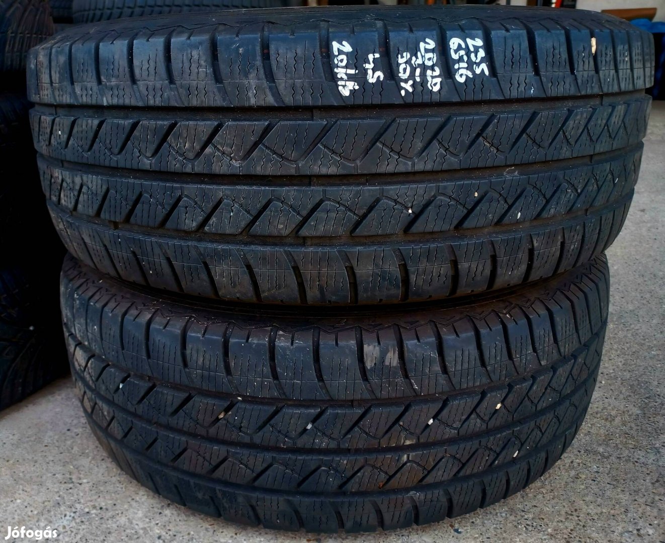 235/65r16c 235/65 r16c 2db 4évszakos 