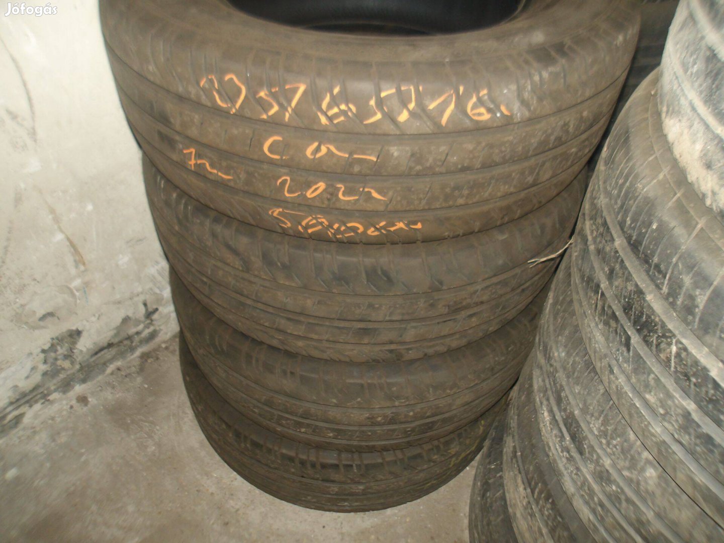 235/65r16c Continental nyári gumik ajándék szereléssel