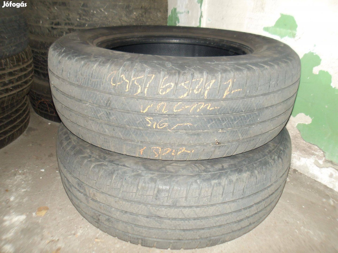 235/65r17 Vredestein négyévszakos gumi ajándék szereléssel