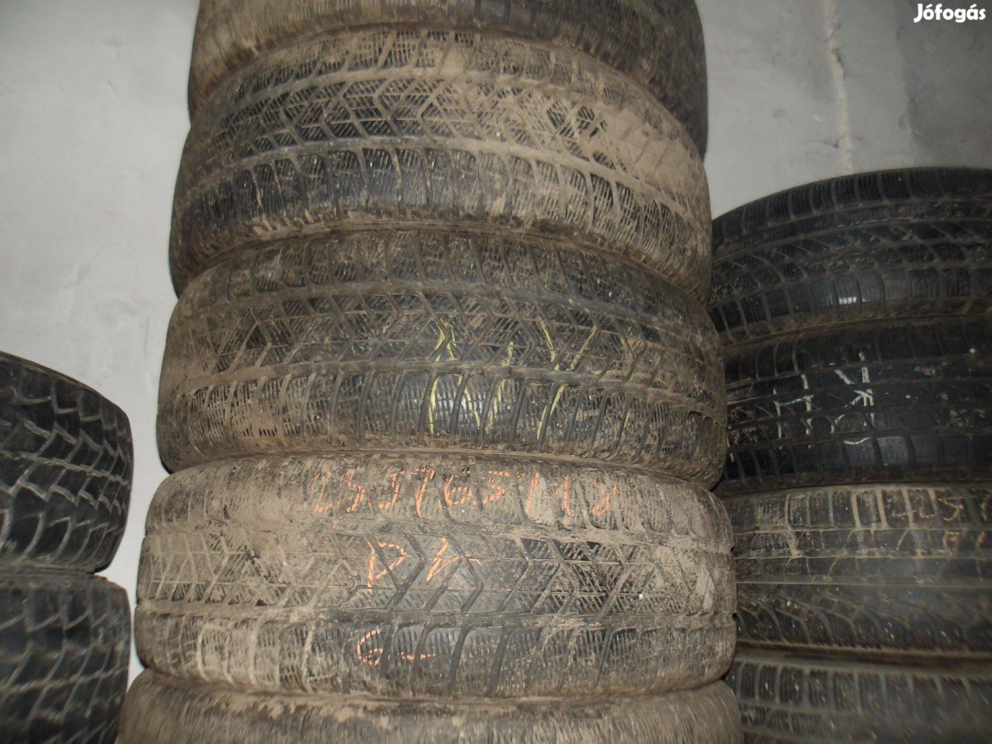 235/65r18 Pirelli téli gumi ajándék szereléssel