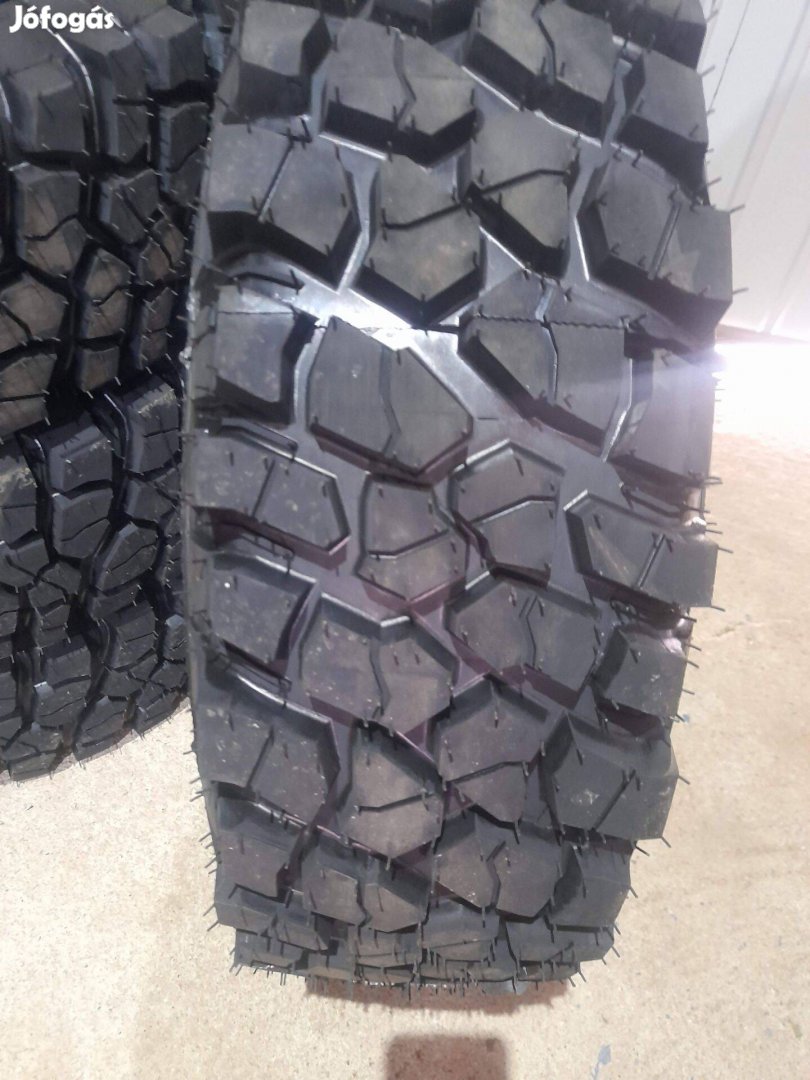 235/70R17 B Dakar2 mintás terepgumi