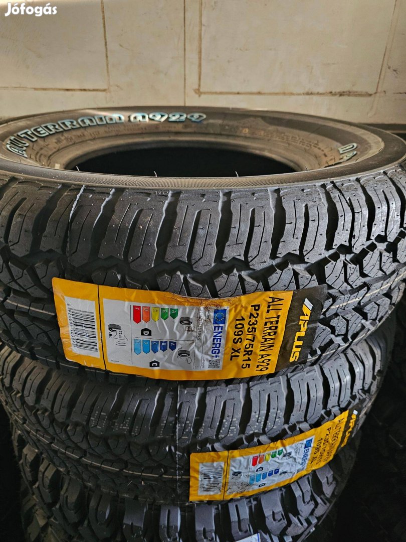 235/75R15 Aplus Új A/T Allterrain Gumi Akció!!! Fehér feliratos