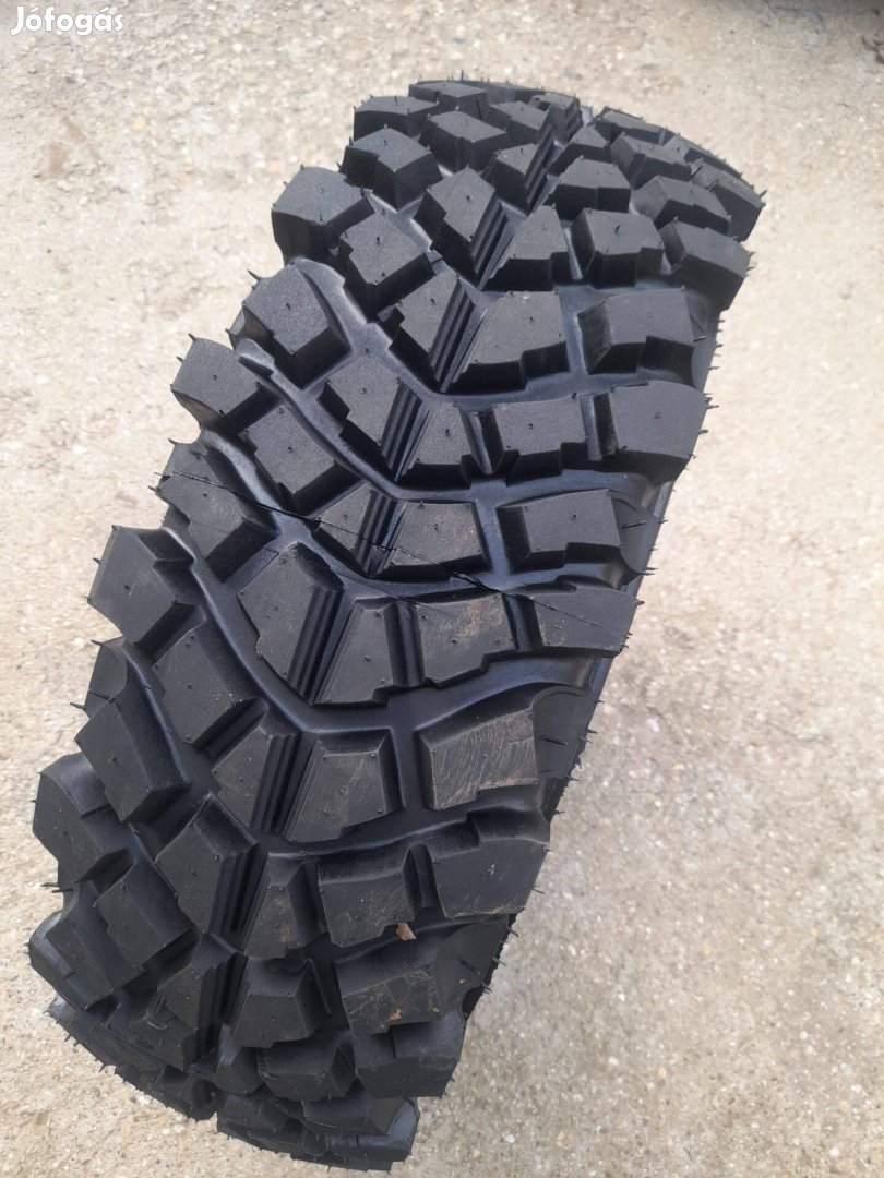 235/75R15 Sahara mintás terepgumi