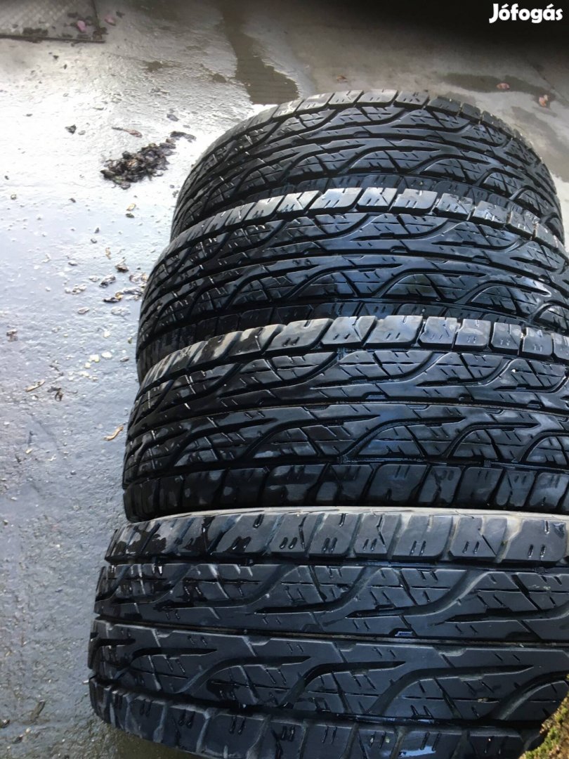 235/75R15 terepjáró gumik