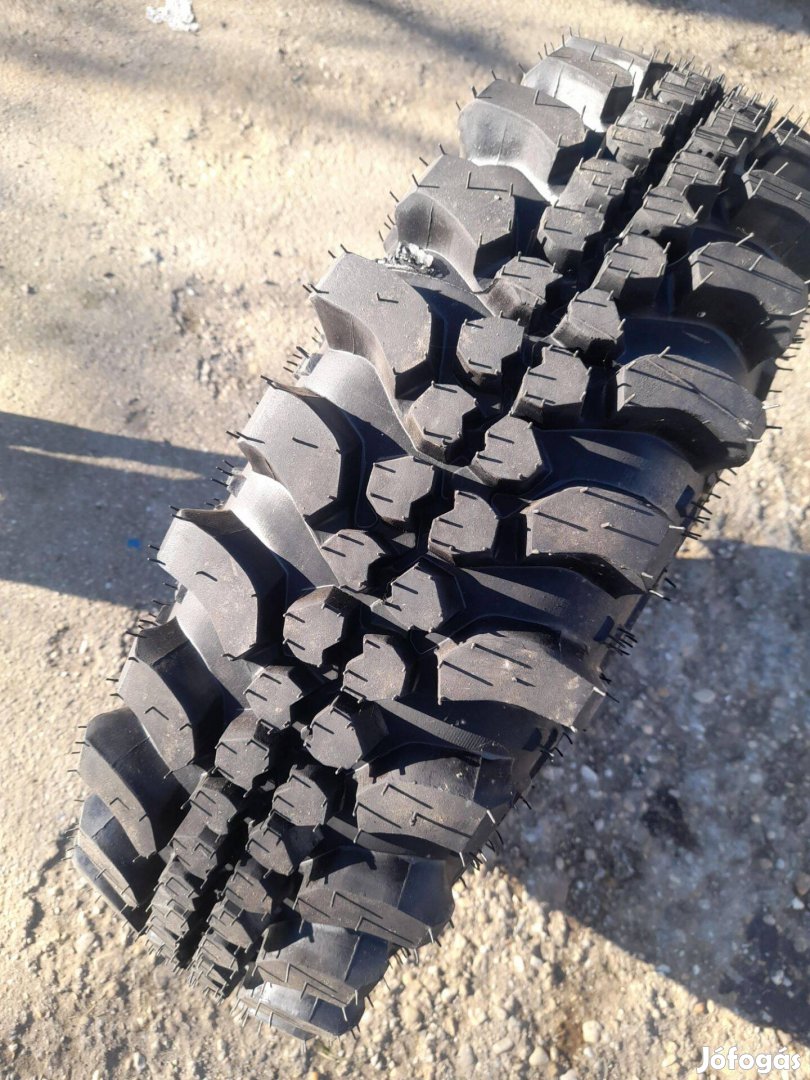 235/75R16 Kaiman mintás terepgumi