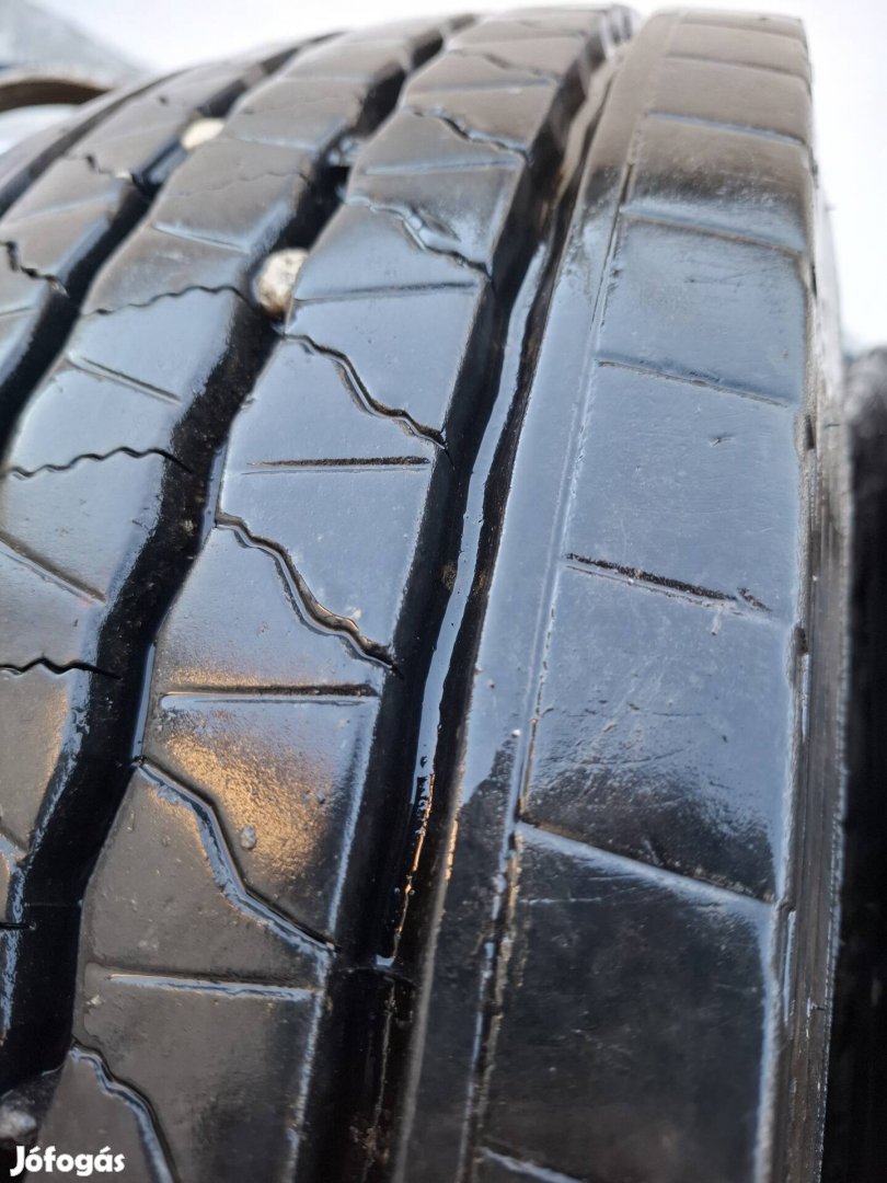 235/75r17.5 kormányzott Hankook gumik Man felnivel eladók! 