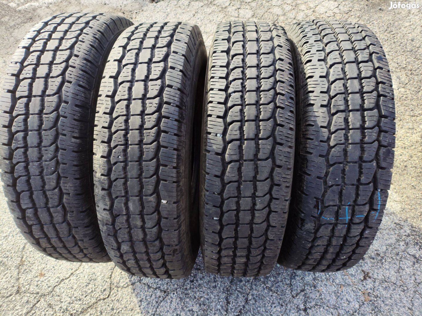235/85 R16C General Grabber használt terepjárógumi 235 85 R16 C